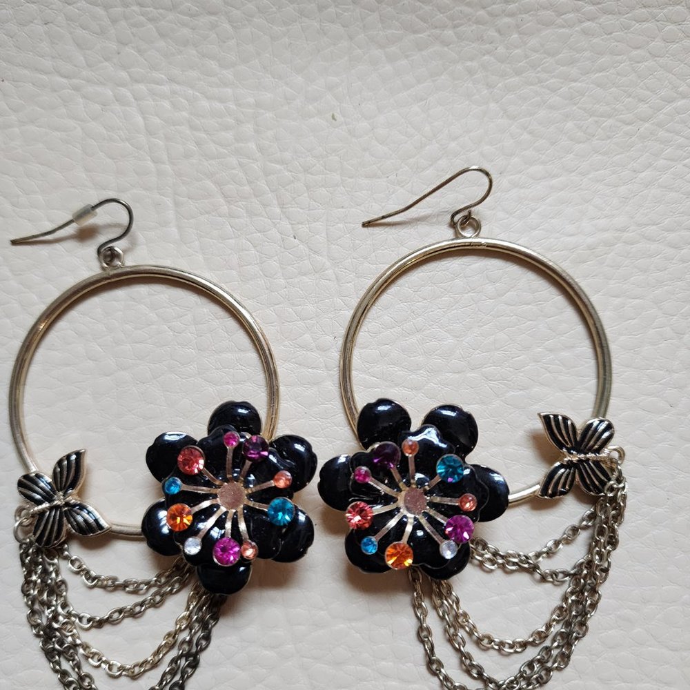 Vintage Hoop earrings - Picture 4 of 4